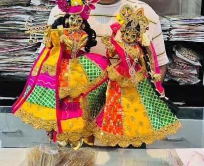 Radha Krishna Statue